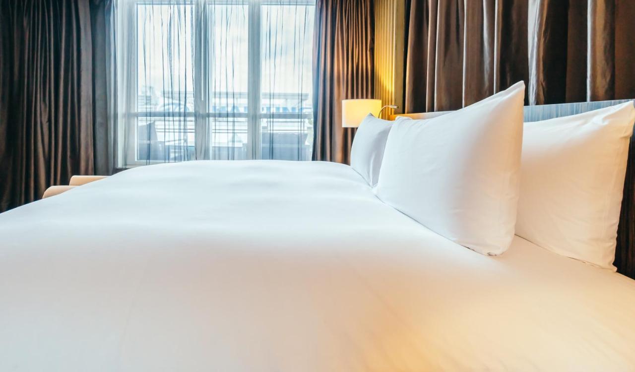 Hotel Yanis 洛泽内茨 外观 照片